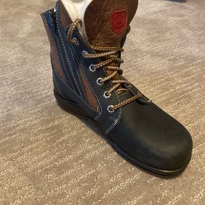 Martino boot size 7.